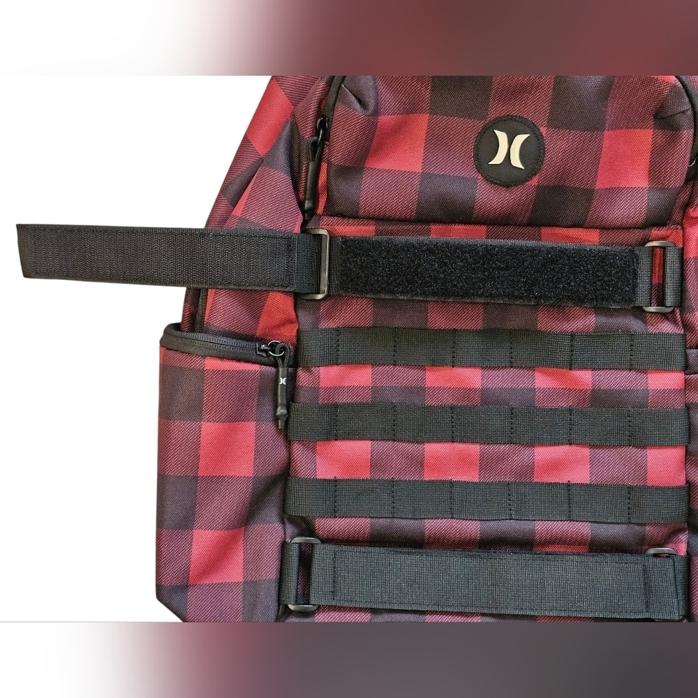 Hurley Red and Black Checkered Men's Skateboared Backpack, 15" And NEW! - Picture 4 of 11